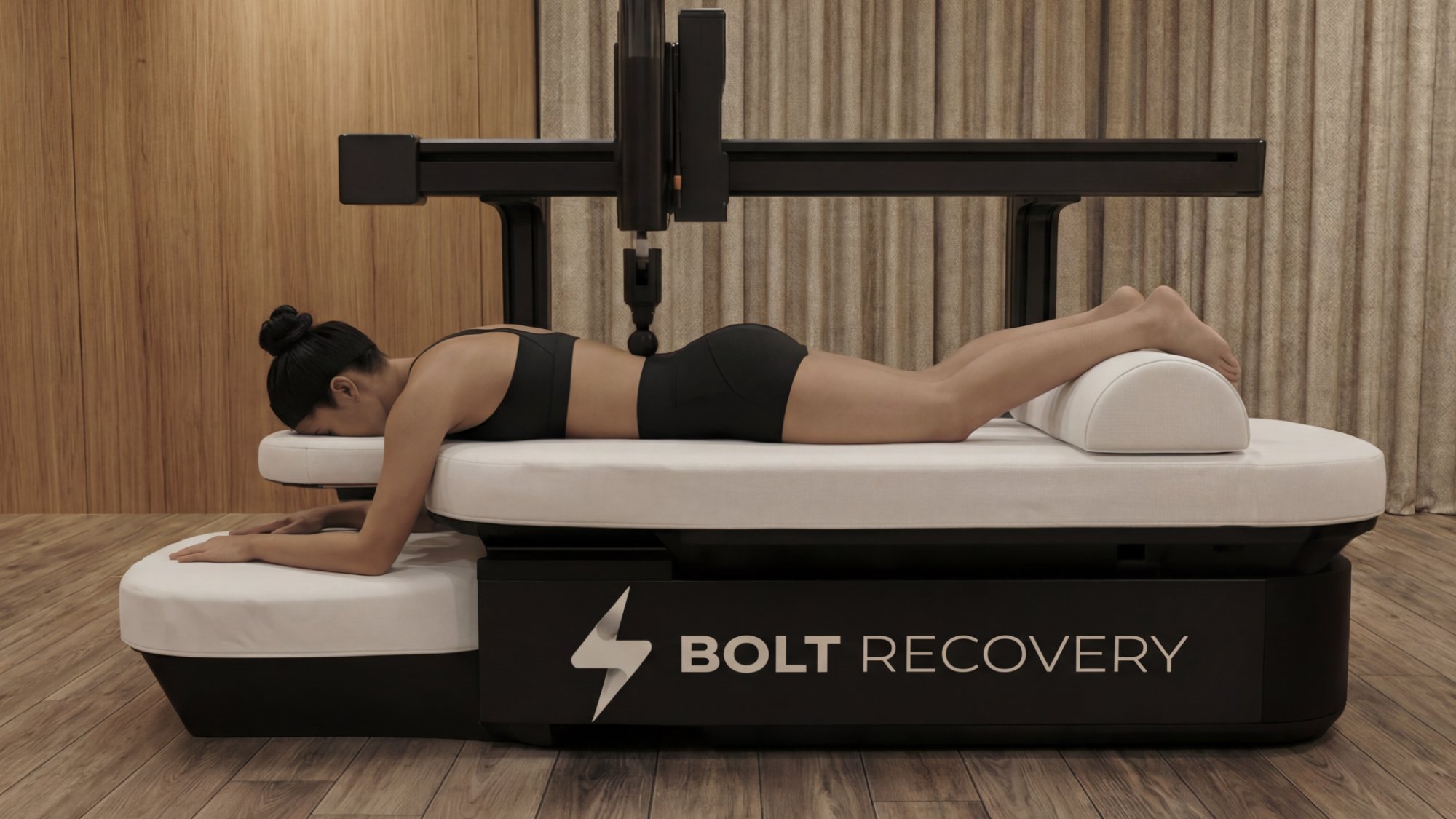 Bolt Recovery member lying down, ready for session